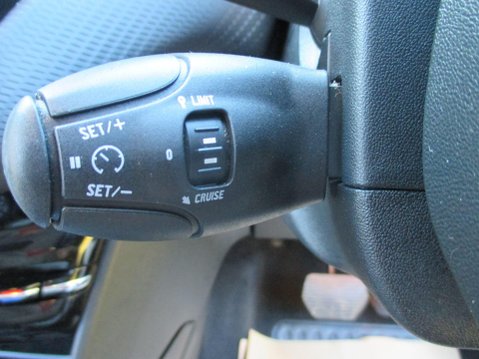 Peugeot 2008 1.2 PureTech Allure EAT Euro 6 (s/s) 5dr 34