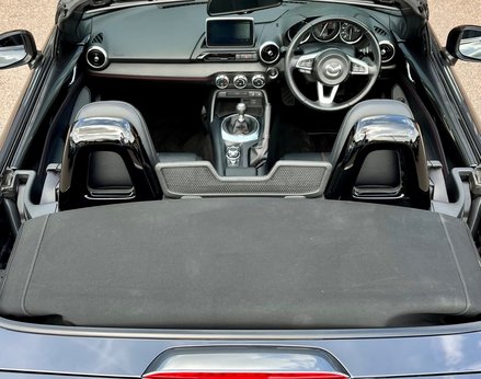 Mazda MX-5 SPORT NAV 53