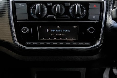 Volkswagen Up MOVE UP BLUEMOTION TECHNOLOGY 22