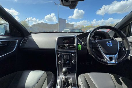 Volvo XC60 2.4 XC60 R-Design Nav D4 AWD 4WD 5dr 24