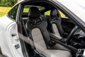 Porsche 911 GT3 TOURING. HOUNDSTOOTH. CARBON INT. PCCBS. LIFT. S/CHRONO. 8