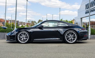 Porsche 911 GT3 TOURING (992) 2