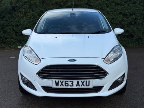 Ford Fiesta 1.0T EcoBoost Titanium Euro 5 (s/s) 5dr 3
