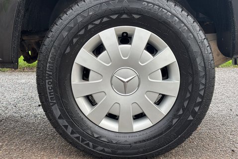 Mercedes-Benz Sprinter 313 Mwb Hr 4x4 Crew Van - Air Con 29