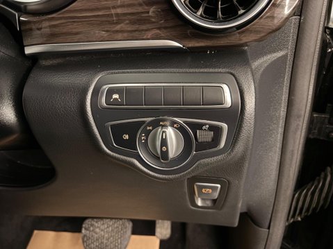 Mercedes-Benz Eqv EQV 300e 90kWh Sport Auto 5dr 30