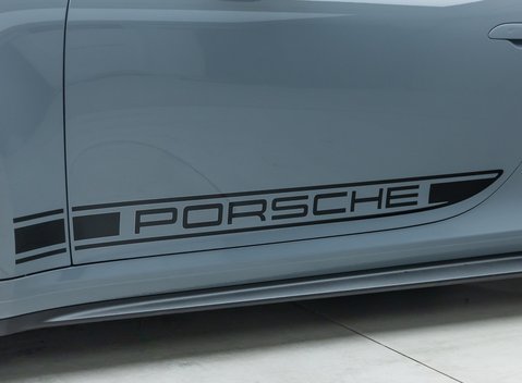 Porsche 911 GT3 (992) 38