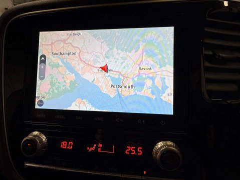 Mitsubishi Outlander 2.4 Outlander Exceed PHEV CVT 4WD 5dr 44