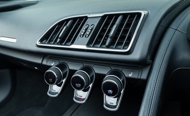 Audi R8 V10 Spyder 20