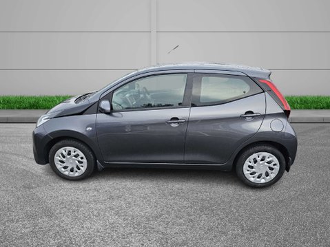 Toyota Aygo 1.0 Aygo X-Play TSS VVT-I 5dr 4