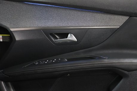 Peugeot 3008 S/S ALLURE 36