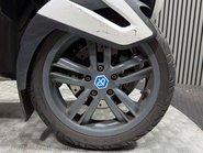 Piaggio MP3 YOURBAN LT 300 RIDE ON A CAR LICENCE TRIKE BIKE PROJECT 11