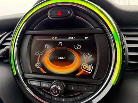 Mini Hatch COOPER 13