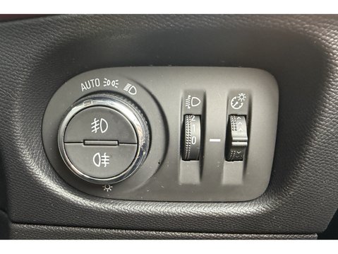 Vauxhall Mokka 1.2 Turbo 100 GS Line 5dr 31