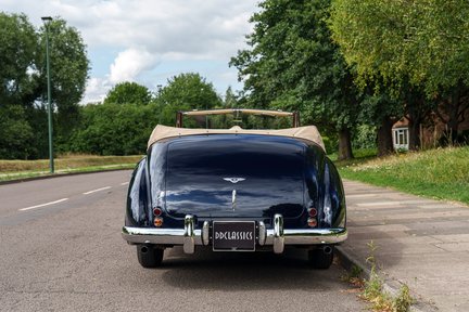 Bentley R Type Drophead Coupé By H.J.Mulliner 6