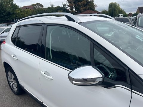 Peugeot 2008 1.2 VTi Allure Euro 5 5dr 14