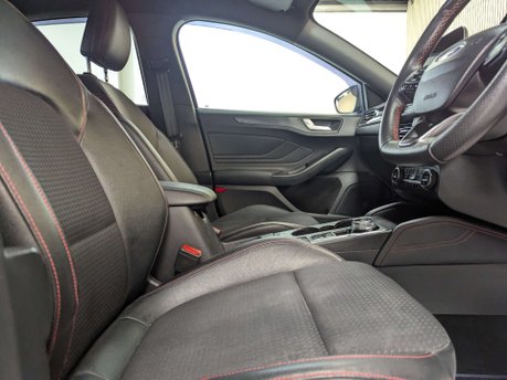 Ford Focus 1.5 Focus ST-Line X TDCi Auto 5dr 27