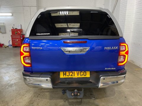 Toyota Hilux INVINCIBLE 4WD D-4D DCB 5