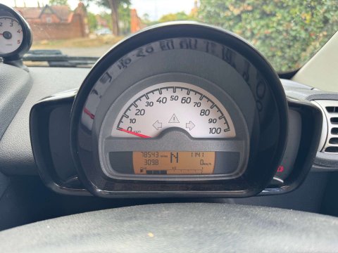 Smart Fortwo Coupe 0.8 fortwo Passion CDi 54 Auto 3dr 12