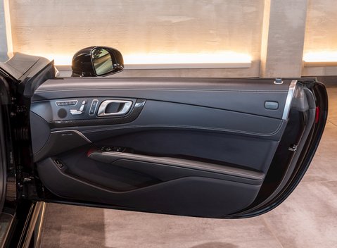 Mercedes-Benz SL Class SL63 15