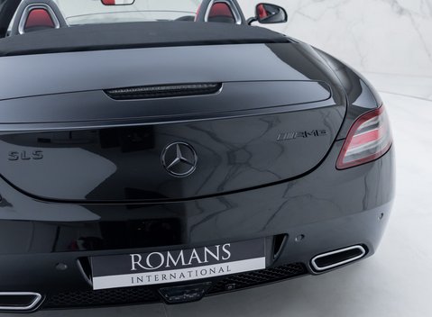 Mercedes-Benz SLS AMG ROADSTER 28