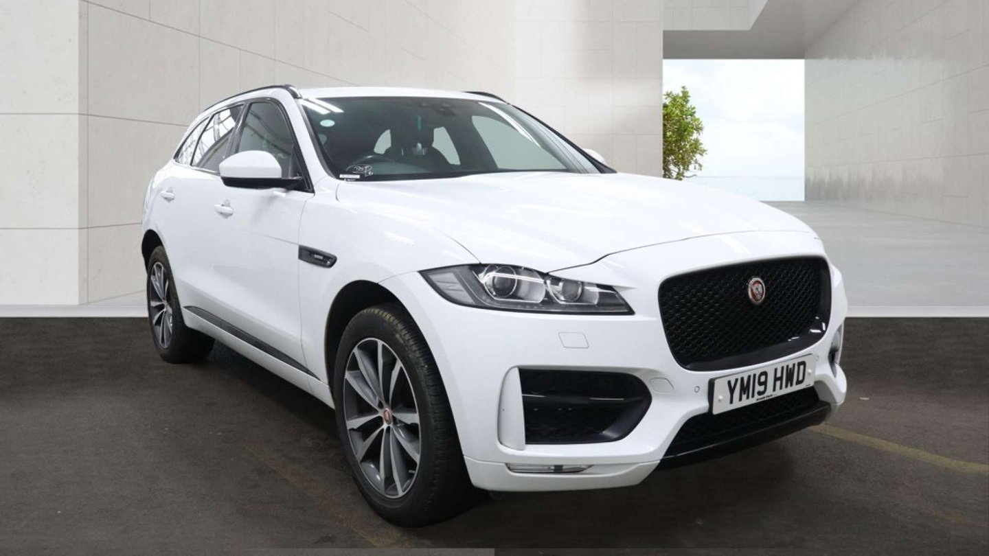 2019 Jaguar F-Pace