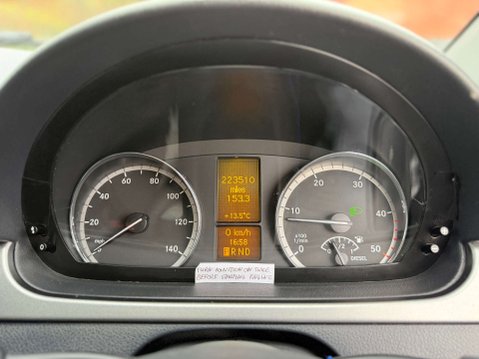 Mercedes-Benz Vito 2.1 Vito 116 CDi Dualiner 5dr 19