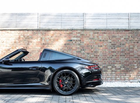 Porsche 911 (991.2) Targa 4 GTS 25