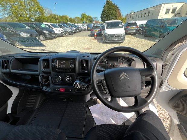Citroen Relay LWB L3H2 (SOLD) Medium Roof Enterprise 35 Air Con Nav Sensors EURO 6 NO VAT 43