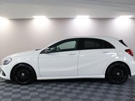 Mercedes-Benz A Class A 200 D AMG LINE PREMIUM 18