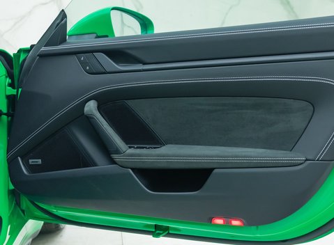 Porsche 911 GT3 (992) 24