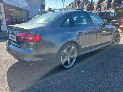 Audi A4 2.0 TDI 177 BLACK EDITION 2