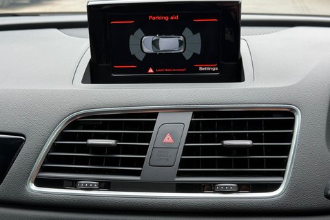 Audi Q3 TDI QUATTRO BLACK EDITION - PAN ROOF - 20 INCH ALLOYS 40