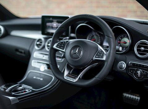 Mercedes-Benz C Class C63 Coupe 11