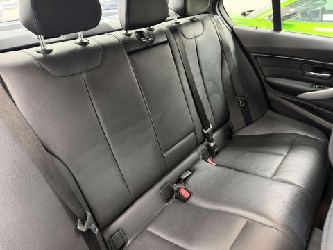 BMW 3 Series 2.0 330e 7.6kWh M Sport Saloon 4dr Petrol Plug-in Hybrid Auto Euro 6 (s/s) 45