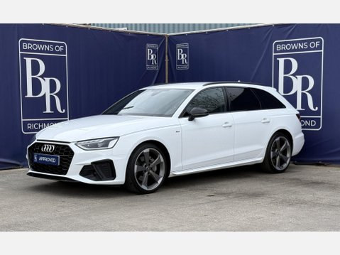 Audi A4 2.0 TDI 40 Black Edition Estate 5dr Diesel S Tronic quattro Euro 6 (s/s) (1 9