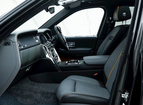 Rolls-Royce Cullinan 15