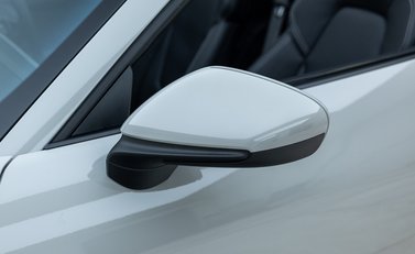 Porsche 911 Targa 4S (992) 36