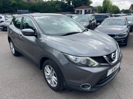 Nissan Qashqai 1.2 DIG-T Acenta XTRON 2WD Euro 5 (s/s) 5dr