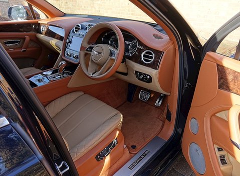 Bentley Bentayga 17