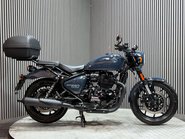 Royal Enfield Shotgun 2025 ONLY 2K GREAT CONDITION MOT 2028 LARGE TOP BOX 1