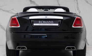 Rolls-Royce Dawn 6