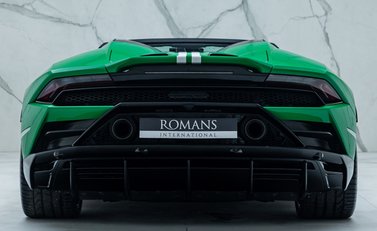 Lamborghini Huracan LP 640-4 EVO SPYDER 60th Anniversary Edition 11