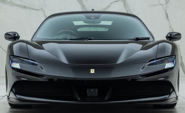 Ferrari SF90 Stradale 7