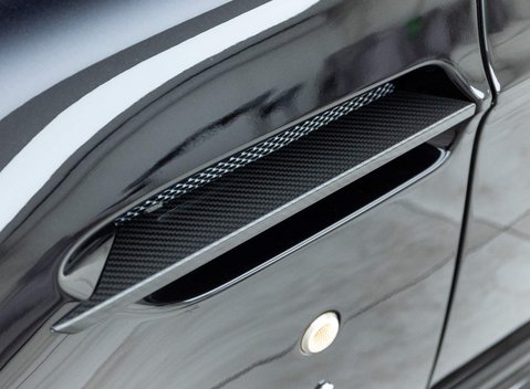 Aston Martin V12 Vantage S Roadster 27