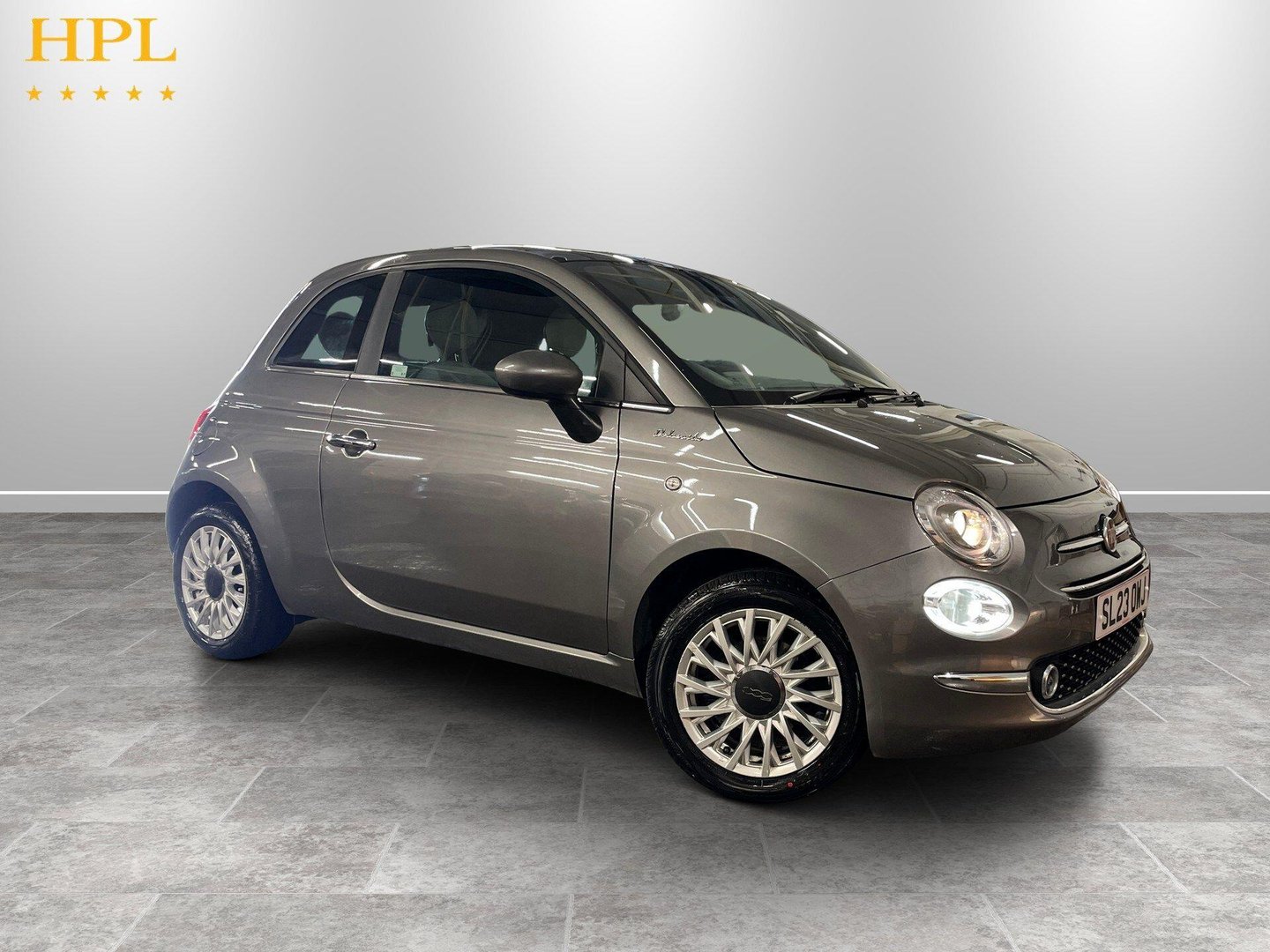 Fiat 500 listing photo