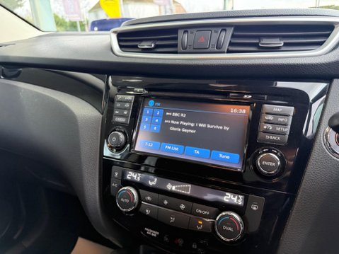 Nissan Qashqai 1.5 dCi N-Connecta 2WD Euro 6 (s/s) 5dr 29