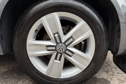Volkswagen Transporter T32 TDI KOMBI HIGHLINE BMT LWB  -NO VAT -LUXURY CARAVELLE CONVERSION - 62