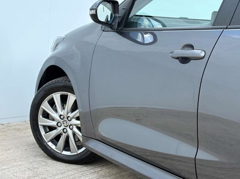 Toyota Yaris 1.5 Yaris Icon HEV CVT 5dr 36