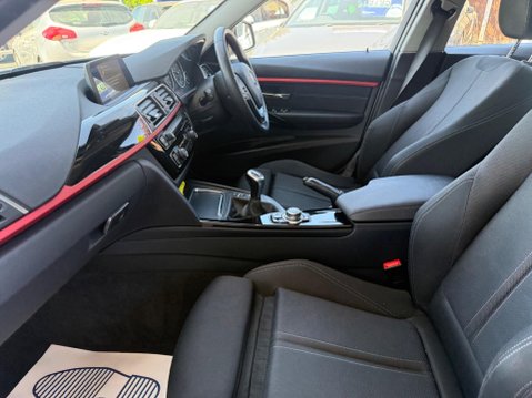 BMW 3 Series 2.0 320d Sport Touring Euro 6 (s/s) 5dr 37