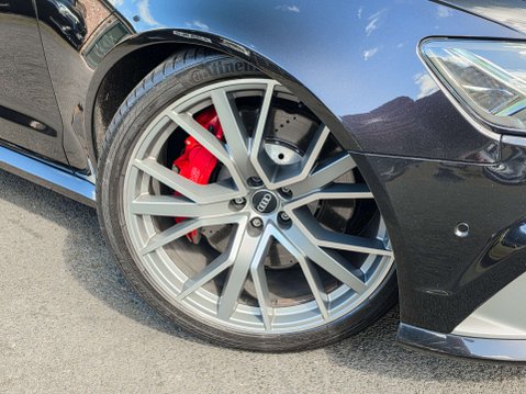 Audi RS6 4.0 RS 6 Performance TFSI Quattro Auto 4WD 5dr 11